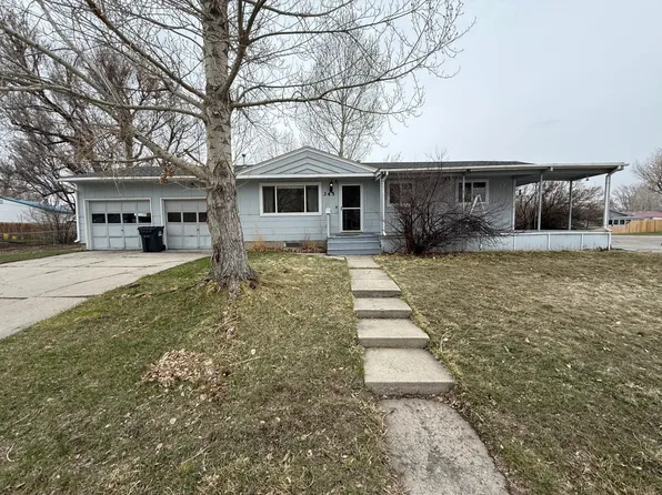 345 Hedges St, Lander, WY 82520