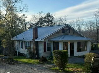 805 Elk Knob Rd, Pennington Gap, VA 24277