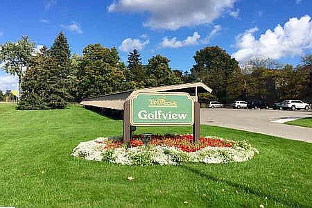 3rd image of 5539 Golfview Ct