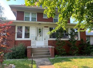 308 W White St, Champaign, IL 61820