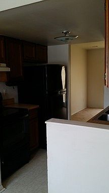 2nd image of 375 Oxford Ave