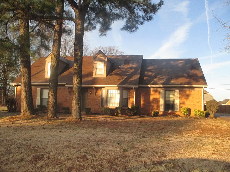 880778_ Front_02082016