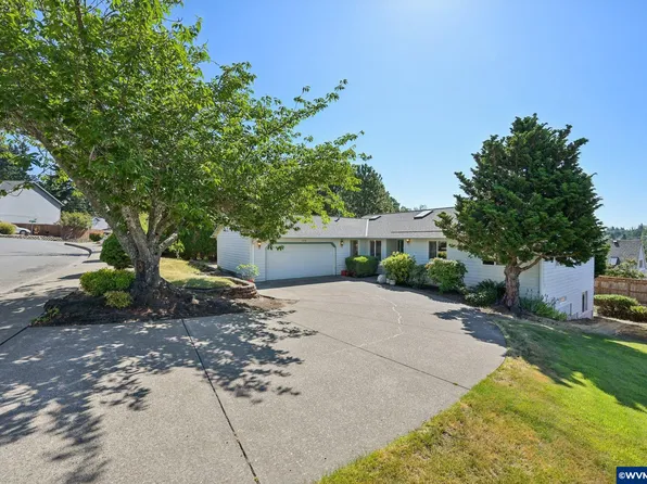 1392 Cathlamet Ct NW, Salem, OR 97304