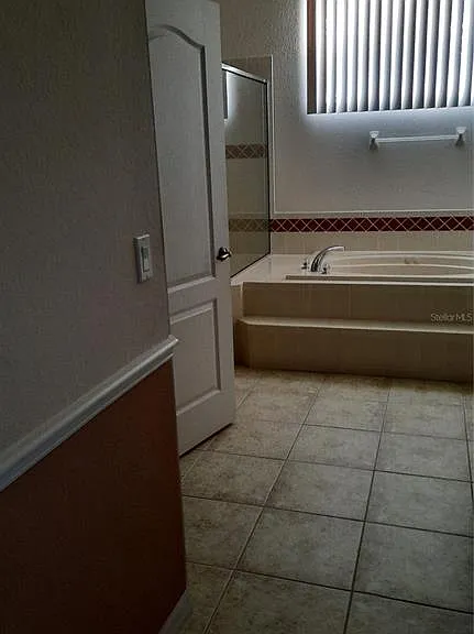 1315 Elli Cir — Photo 22