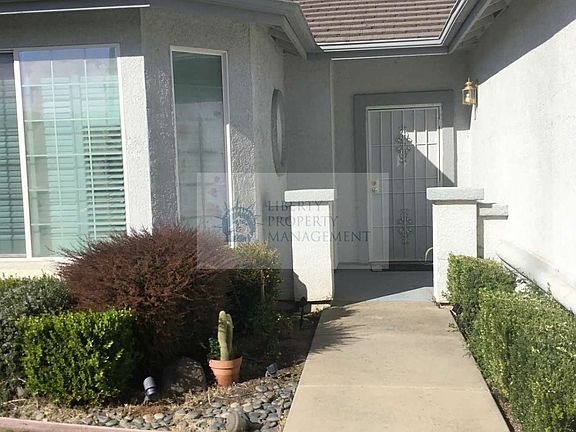 2nd image of 3225 McVie Dr