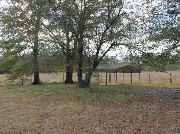 2207 John Munn Rd, Bethune, SC 29009