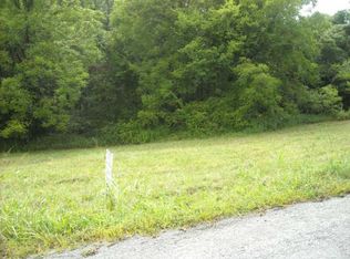 8 Ben Collier Rd, Charlotte, TN 37036