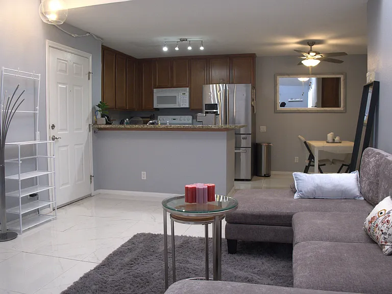 3456 Castle Glen Dr #273 — Photo 3