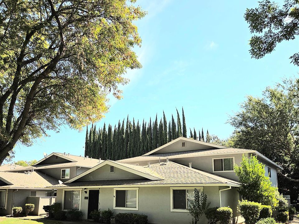 1st image of 140 Del Rio Court #4
