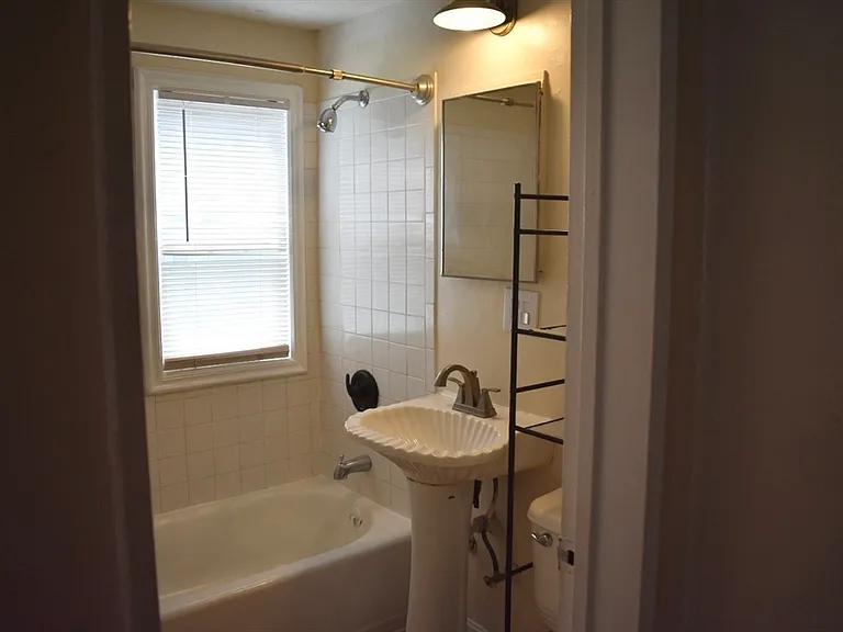 63 Tyler St #1 — Photo 10