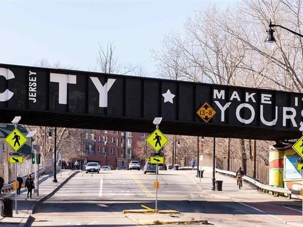 375 5th Street image 12 of 13