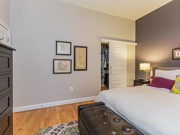 Master bedroom; walk-in closet; en-suite bathroom