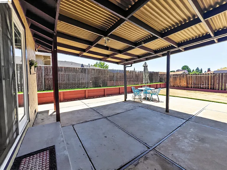 2928 Rio Grande Dr — Photo 32