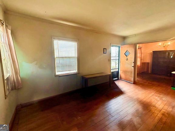 5th image of 1765 Beecher St SW