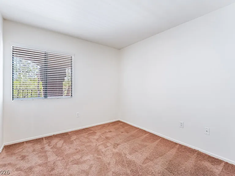 950 Seven Hills Dr #524 — Photo 25