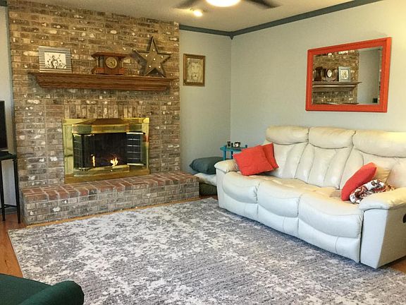 5th image of 115 Pebblestone Dr #84
