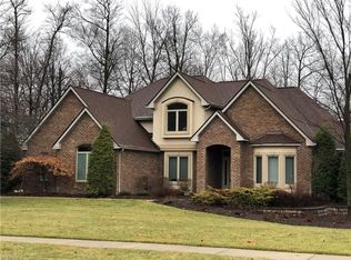 6305 Highland Meadows Dr, Medina, OH 44256