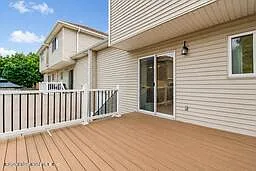 18 Lucy Loop — Photo 38