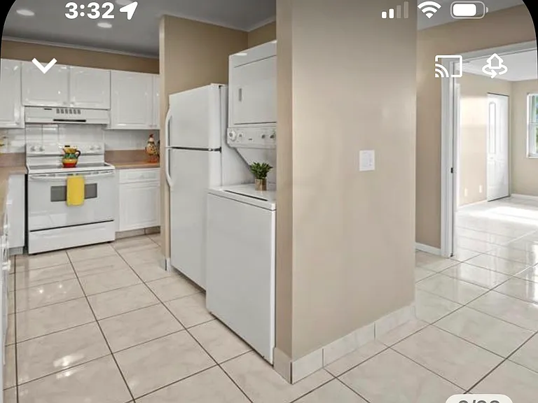 1421 NW 20th Ave #1 — Photo 4