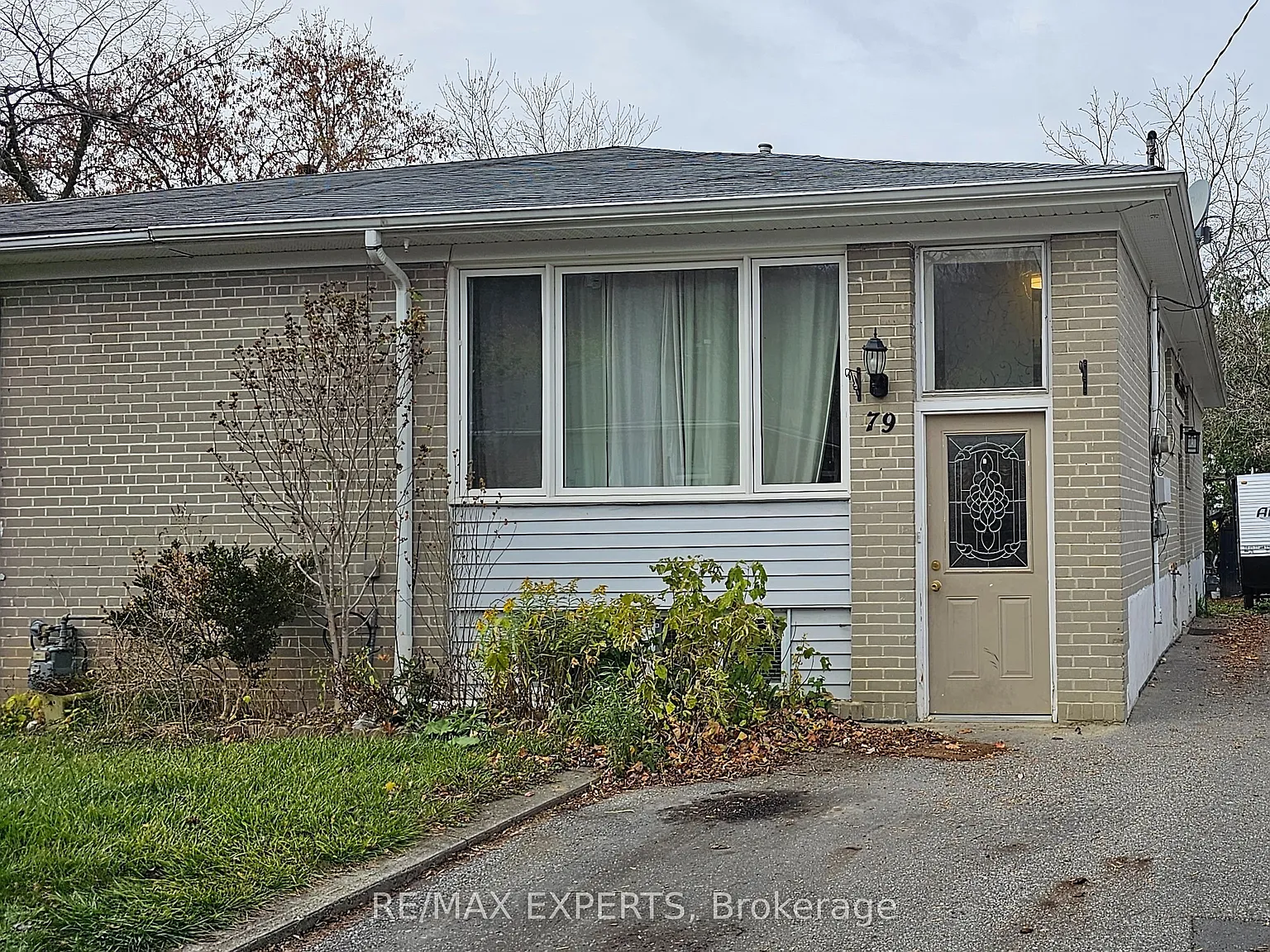 3 bed, $2,800 — Photo 1
