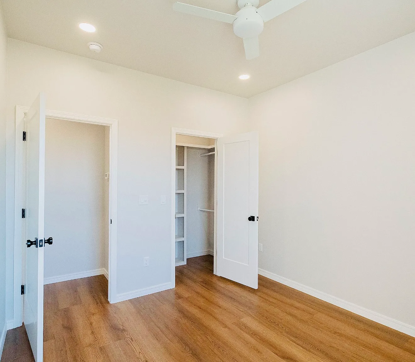 3 bed, 1400 sqft, $1,950 — Photo 2