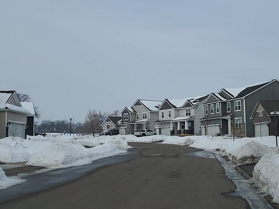 5th image of 4804 141st St N
