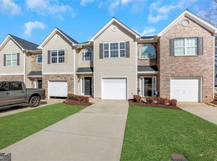 122 Creekwood Dr, Woodstock, GA 30188
