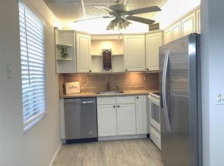 70 Normandy Ln #B, Delray Beach, FL 33484