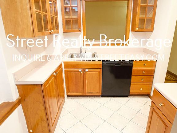 3rd image of 106 W 69th St APT 2A
