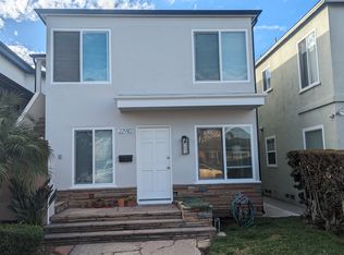 229 1/2 Granada Ave #A, Long Beach, CA 90803