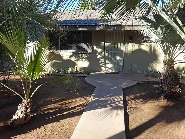1836 N Dayton St #1836 — Photo 2