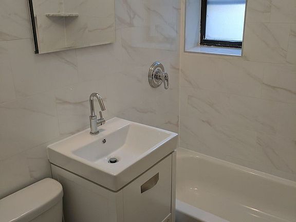 3rd image of 8015 Grenfell St APT B11