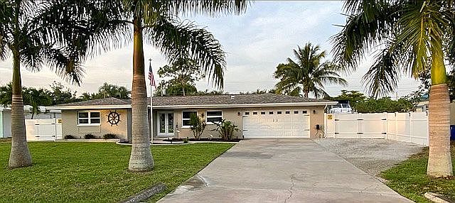 1st image of 544 Val Mar Dr