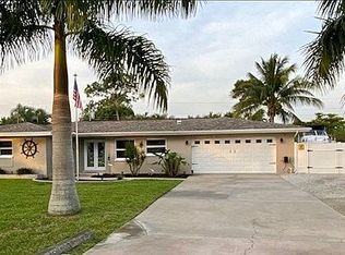 544 Val Mar Dr, Fort Myers, FL 33919