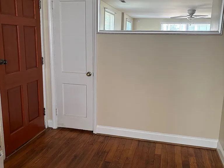 645 Dorothy Dr — Photo 2