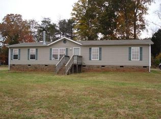 137 Gemstone Dr, Statesville, NC 28625
