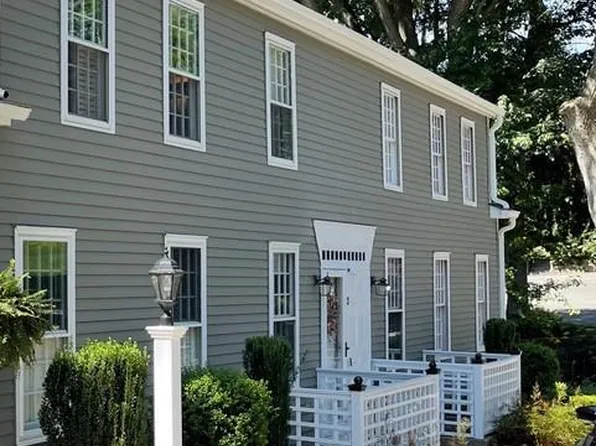 27 South Main Street #3, Essex, CT 06426