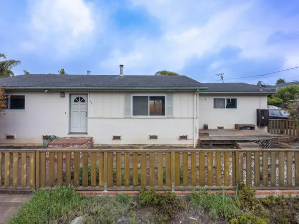 301 Beach St, Moss Beach, CA 94038