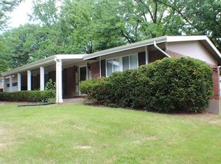 1457 Bayonne Dr, Saint Louis, MO 63138