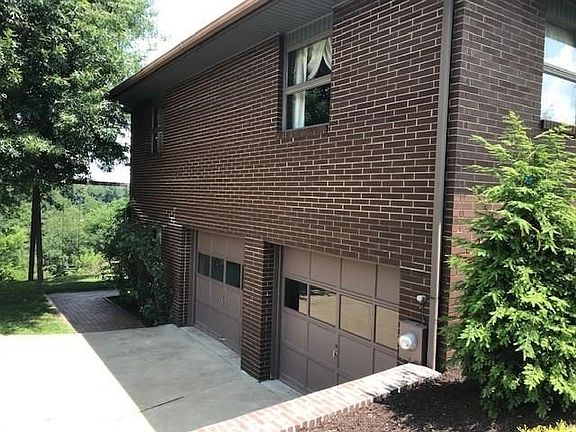 4th image of 501 Floral Hill Dr