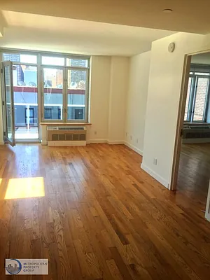 Rented by Metropolitan Property Group | media 56