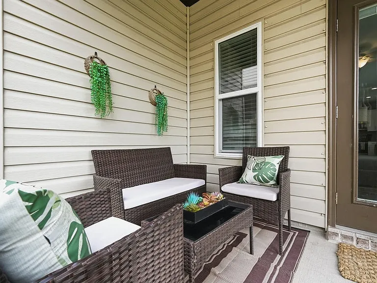 2331 Hadleigh Hills Ct — Photo 24