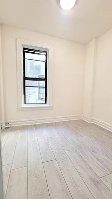 Rented by Oxford Property Group | media 10