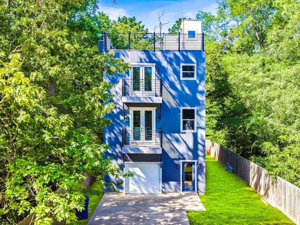 107 Cloverdale, Livingston, TX 77351