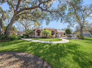 5125 Willow Leaf Dr, Sarasota, FL 34241