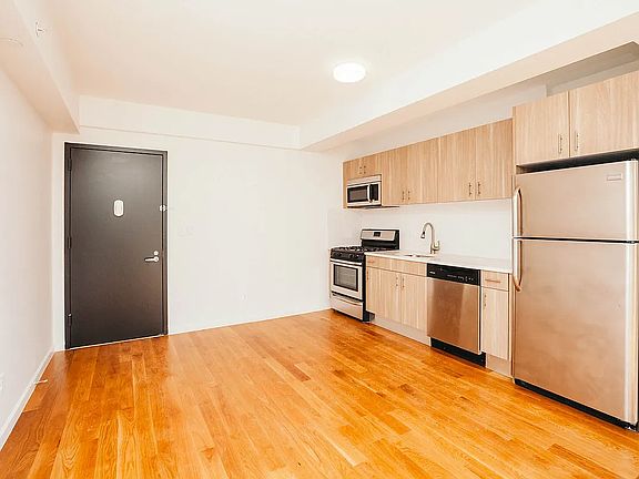 3rd image of 618 Bushwick Ave APT 721