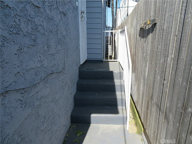 3923 S Normandie Ave — Photo 27
