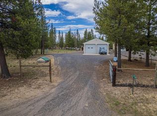 11734 Sun Forest Dr, La Pine, OR 97739