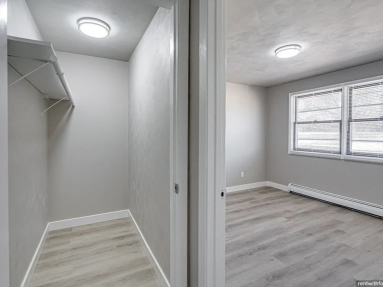 Meadow View East — Photo 5