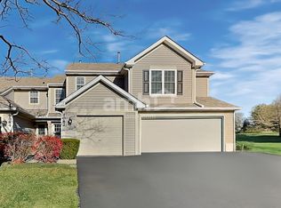 1082 Horizon Ridge Dr, Lake In The Hills, IL 60156